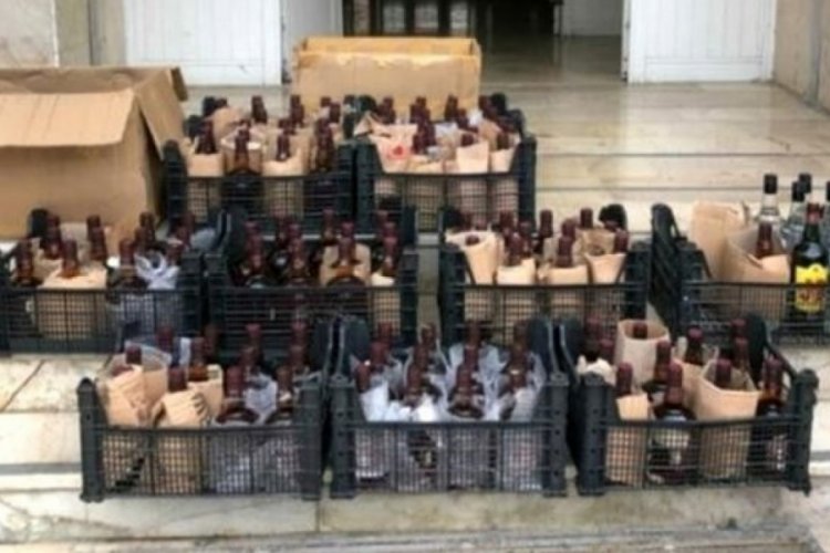 Yılbaşı &ouml;ncesi sahte i&ccedil;ki operasyonu: Vatandaşları zehirleyeceklerdi