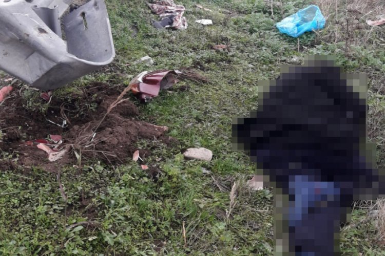 Bariyerlere &ccedil;arpan motosiklet s&uuml;r&uuml;c&uuml;s&uuml; hayatını kaybetti