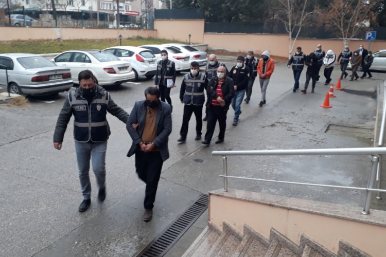 Sahte i&ccedil;ki operasyonuna 8 tutuklama