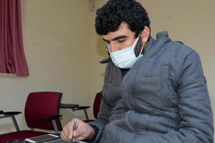 Bah&ccedil;ede uzaktan eğitim veren refakat&ccedil;i &ouml;ğretmene oda tahsis edildi