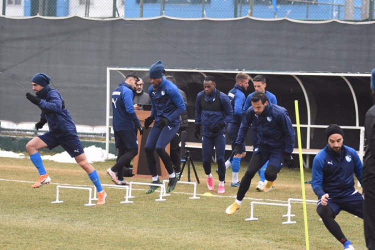 BB Erzurumspor'da kupa ma&ccedil;ı &ouml;ncesi koronavir&uuml;s şoku!