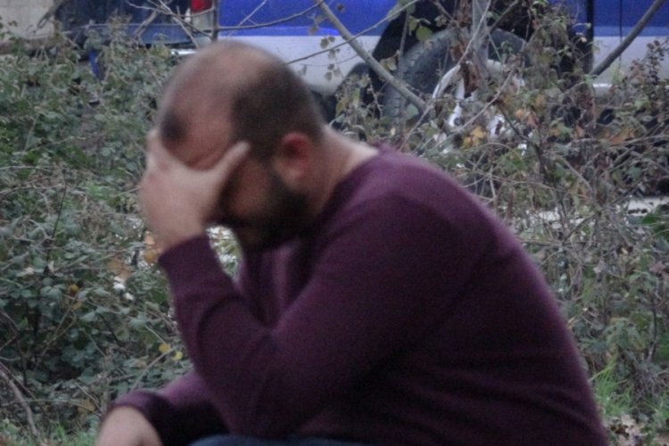 Bursa'da b&uuml;y&uuml;kbaş hayvan &ccedil;iftliğinde &ccedil;ıkan yangına m&uuml;dahale ediliyor