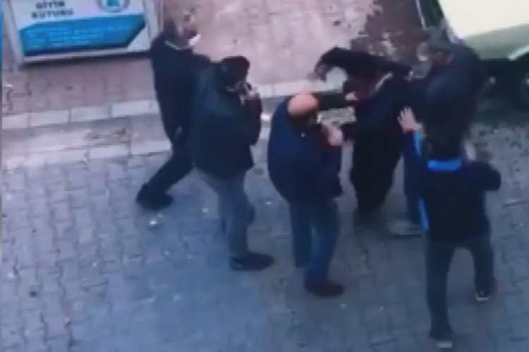 Hırsızlık ş&uuml;phelisini evire &ccedil;evire d&ouml;vd&uuml;ler