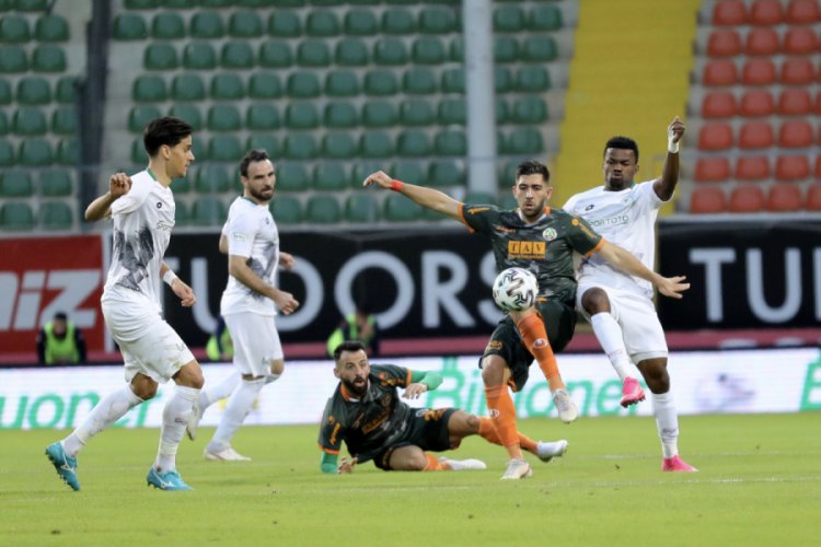 Alanyaspor ligde de kupada da doludizgin