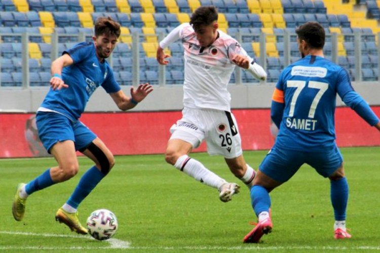 Tuzlaspor, Gen&ccedil;lerbirliği'ni kupadan eledi