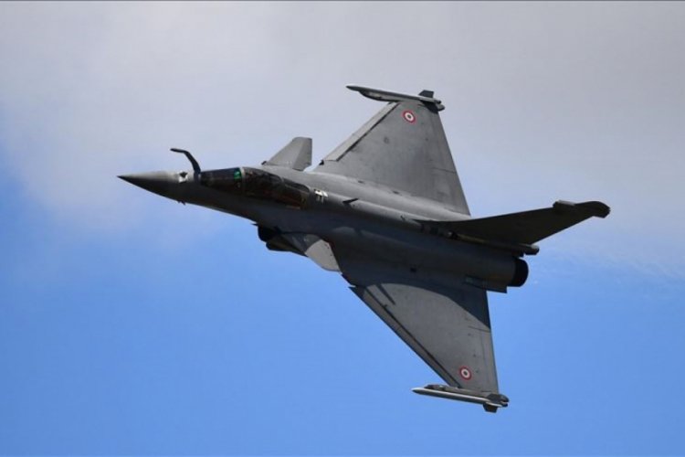 Yunanistan 18 Rafale u&ccedil;ağı i&ccedil;in Fransa'ya 2,3 milyar avro &ouml;deyecek