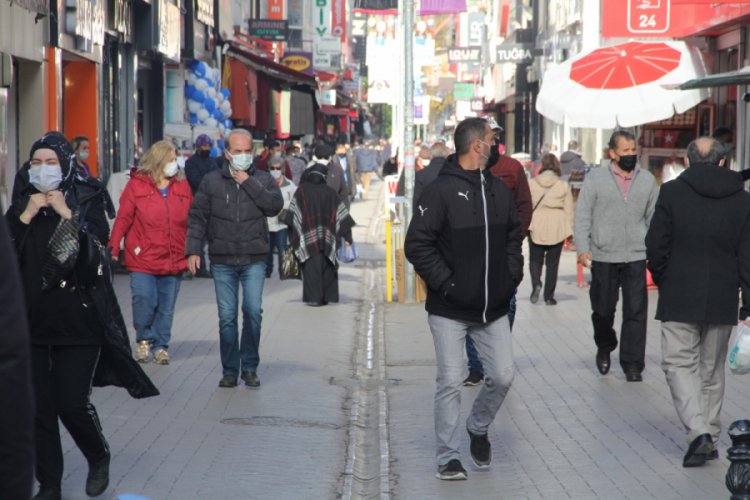 Aşı karmaşası: Yaptırırım diyen de var yaptırmam diyen de