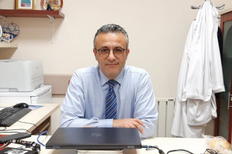 Bilim Kurulu &Uuml;yesi Tezer: Covid-19 ge&ccedil;irenlerin aşı yaptırmasına gerek olmayabilir