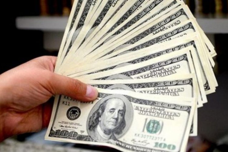 Dolarda d&uuml;ş&uuml;ş s&uuml;r&uuml;yor! 17 yılın en k&ouml;t&uuml;s&uuml;
