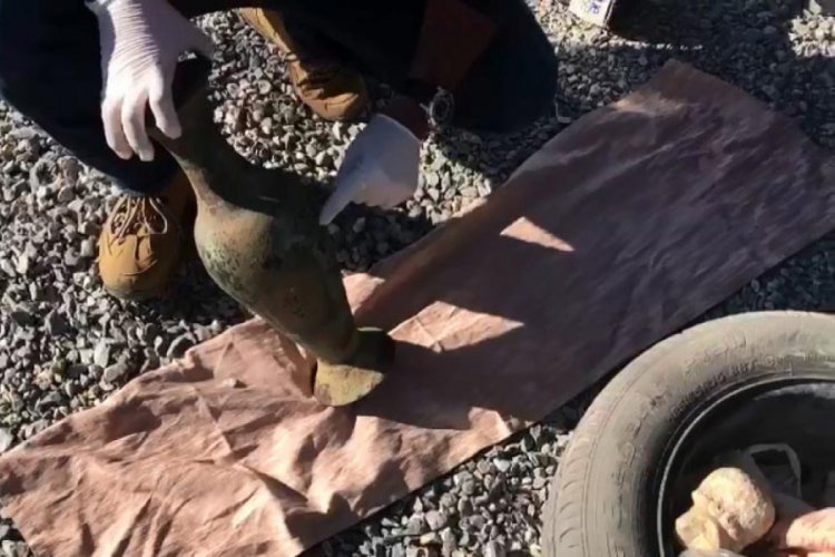 1053 par&ccedil;a tarihi eser ile yakalanan 3 kişiye g&ouml;zaltı