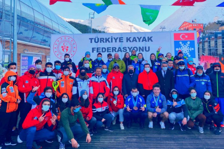 FIS Uluslararası Alp Disiplini Anadolu Kupası sona erdi