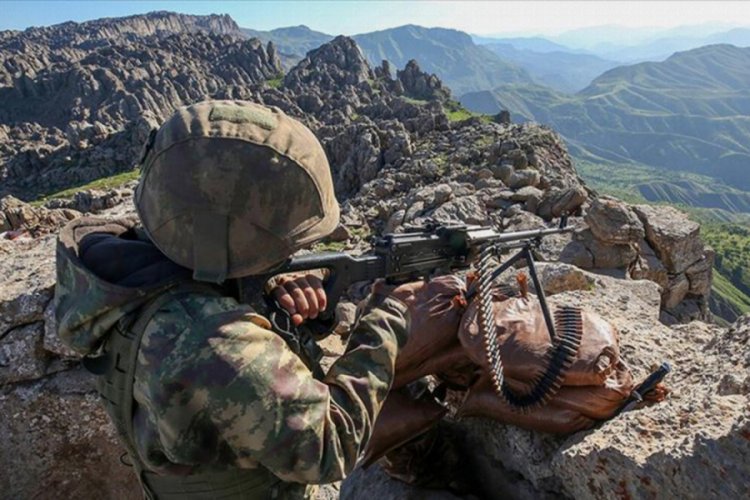 Barış Pınarı b&ouml;lgesinde saldırı girişiminde bulunan 5 ter&ouml;rist etkisiz hale getirildi