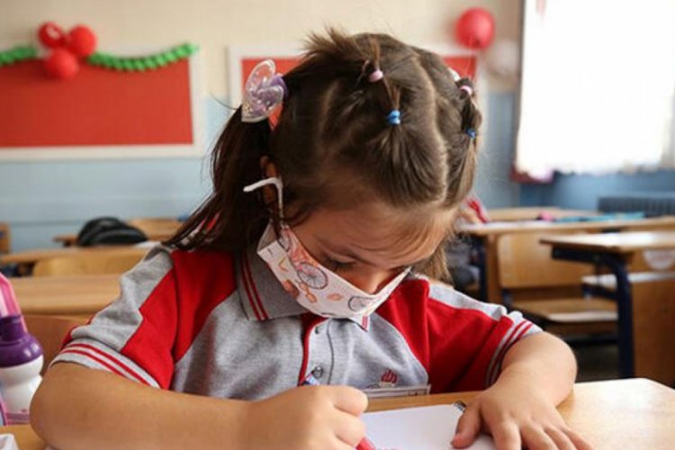 Toplum Bilimleri Kurulu &Uuml;yesi Prof. Dr. İlhan a&ccedil;ıkladı! Y&uuml;z y&uuml;ze eğitim...