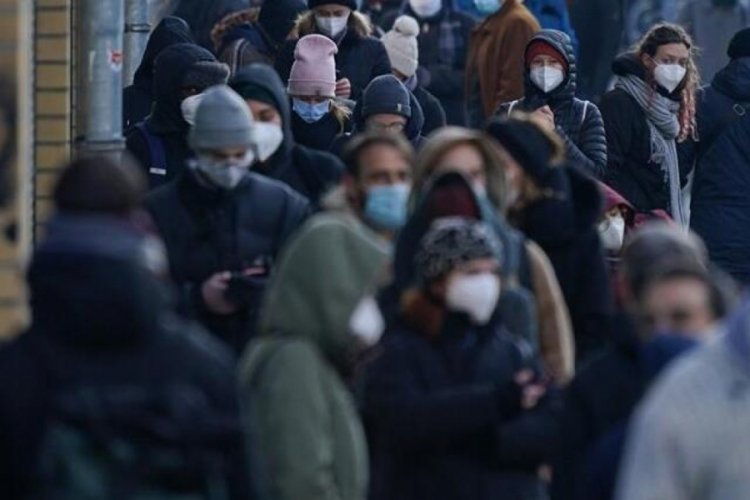 Almanya'da Kovid-19 kaynaklı &ouml;l&uuml;m sayısı 25 bini ge&ccedil;ti