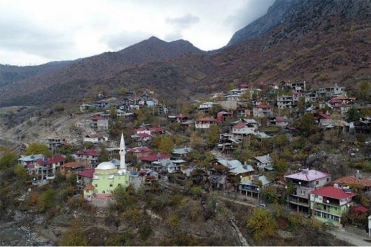 Ekmek pişirip koronavir&uuml;s&uuml; yaymışlardı! Yeni gelişme