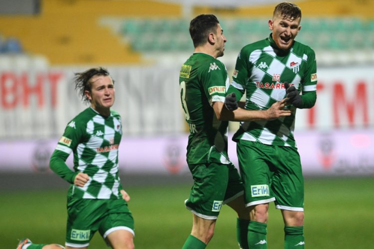 Bursaspor zoru başardı, 8 g&uuml;nde 11 gol attı
