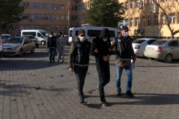 Uyuşturucu ele ge&ccedil;iren polisten Bakan Soylu'ya destek