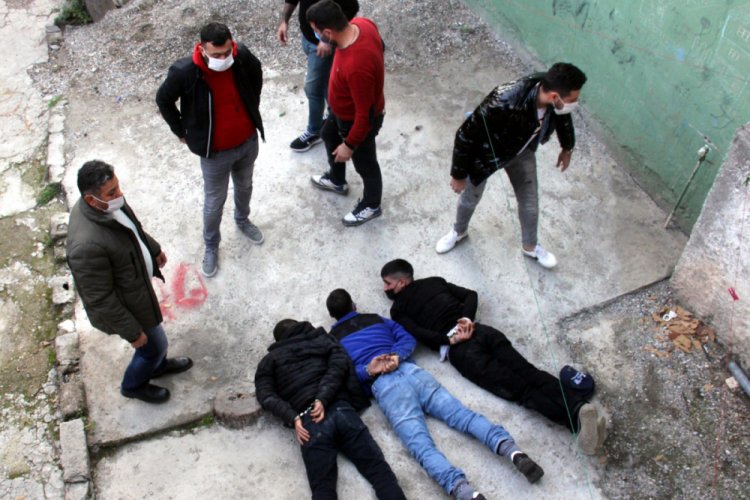 Operasyonla yakalanan zanlılar, t&uuml;feği 'ma&ccedil; olduğunda sıkıyorduk' dedi