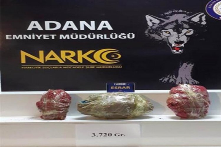 Kadın yolcunun valizinden 3 kilo uyuşturucu &ccedil;ıktı!