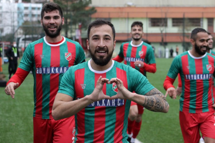Karşıya zirveyi tekrar yakaladı