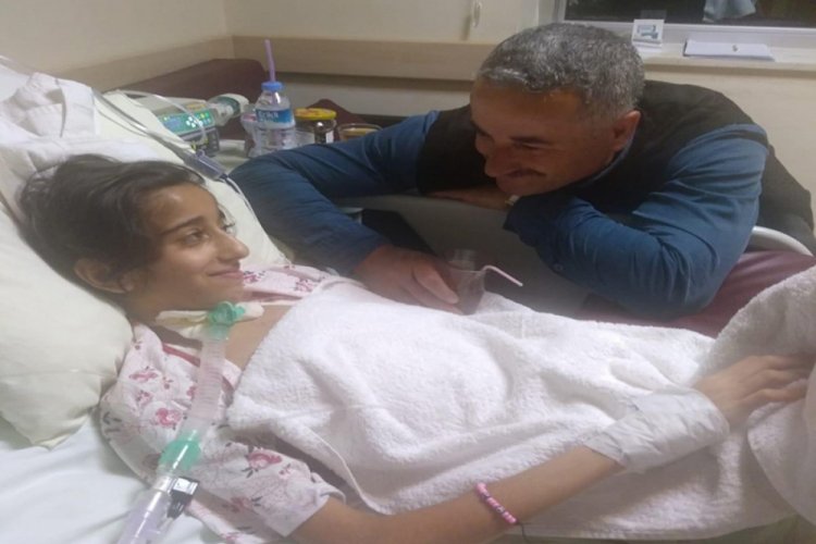14 yaşındaki Avşin kalp nakli bekliyor