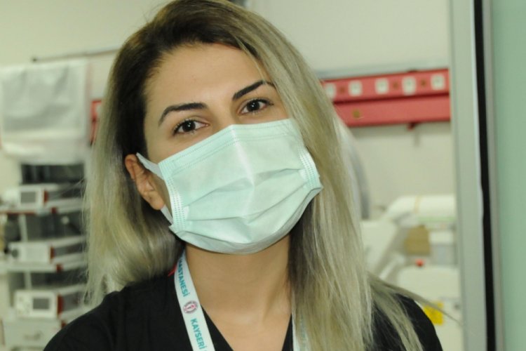 Koronavir&uuml;s&uuml; yenen hemşire: Maskesiz dolaşanlar keşke pandemi servisini g&ouml;rse