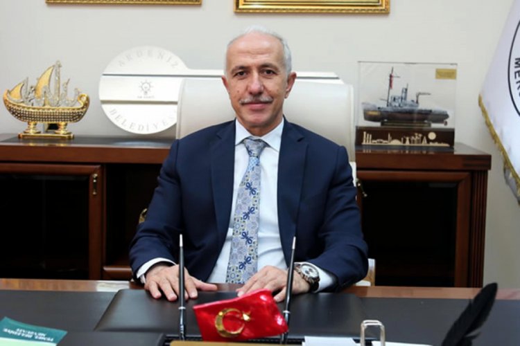 Akdeniz Belediye Başkanı G&uuml;ltak, koronavir&uuml;se yakalandı