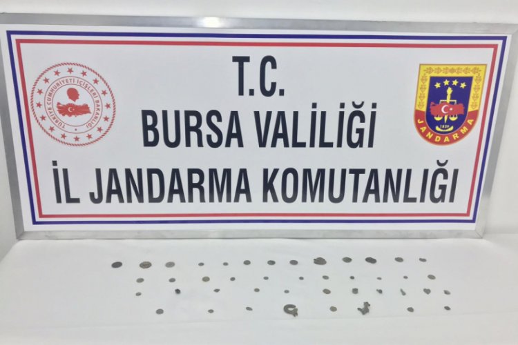 Bursa'da tarihi eser ka&ccedil;ak&ccedil;ılarına darbe
