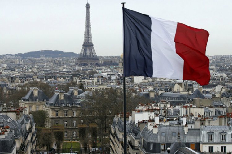 Fransa, İngiltere ile sınırını şartlı olarak yeniden açıyor