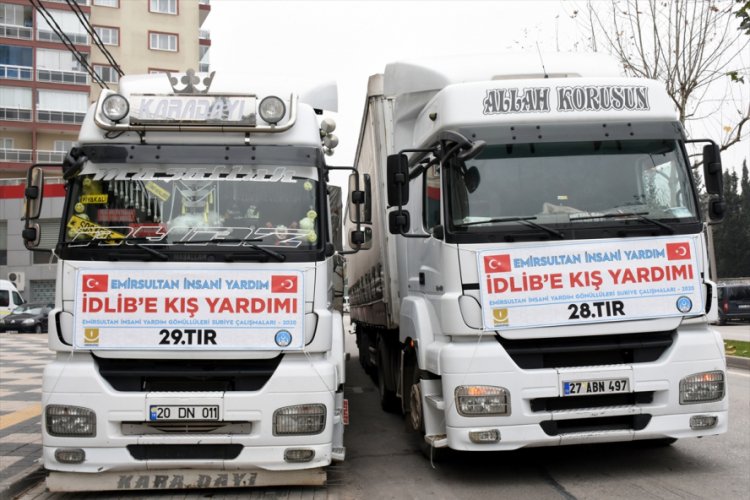 Bursa'dan Suriye'ye 2 yardım tırı gönderildi