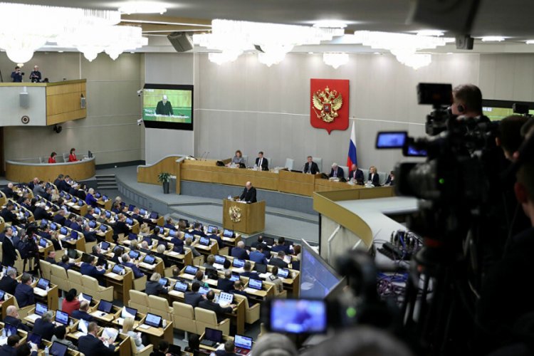 Rusya meclisinde tüm ülkelerle uçuşların durdurulması talep edildi