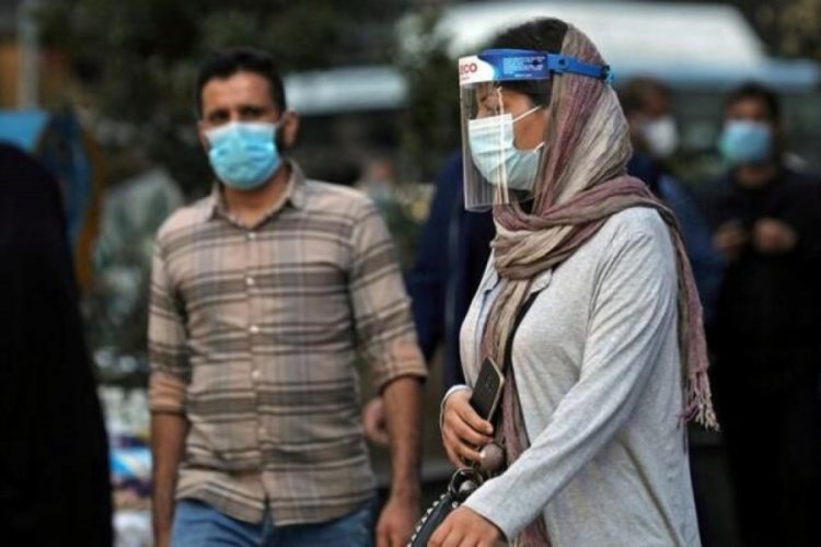 İran Kovid-19 aşısı temin sorununu çözdüğünü açıkladı