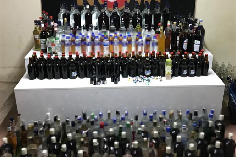 Bursa'daki operasyonda 250 litre sahte içki ele geçirildi