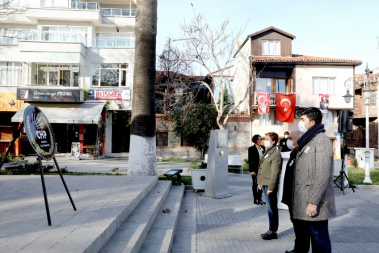 İsmet İnönü Bursa Mudanya'da anıtı önünde anıldı