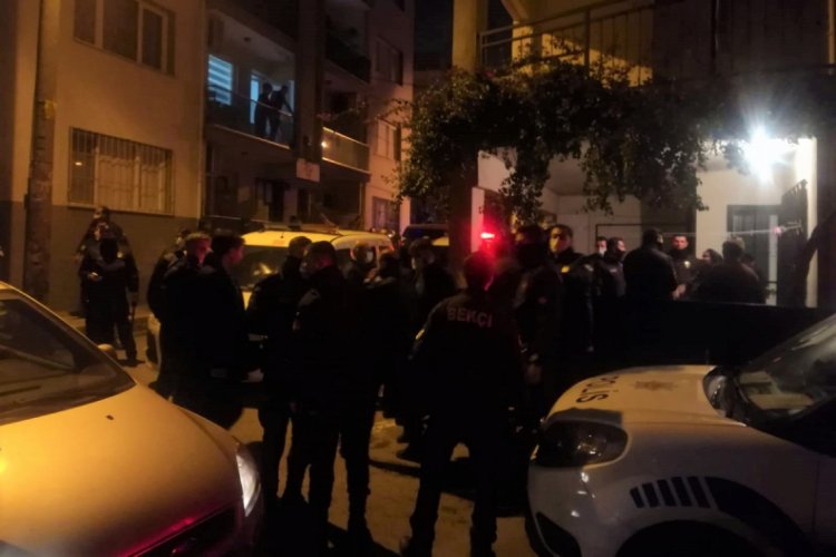 İzmir'de gecenin sessizliğini bölen kavga: 4 yaralı