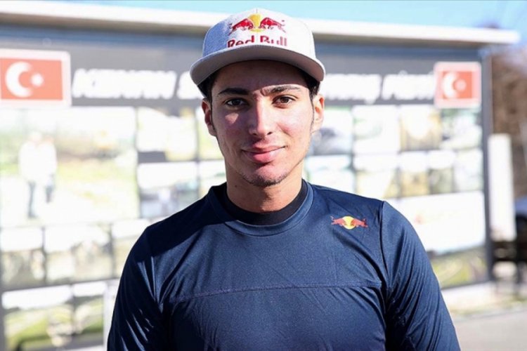 Milli motosikletçi Toprak Razgatlıoğlu'nun yeni sezonda hedefi şampiyonluk