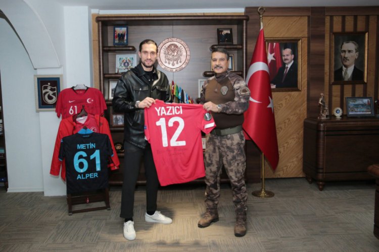 Trabzon Emniyet Müdürü Alper, Yusuf Yazıcı'yı maç oynamaya davet etti