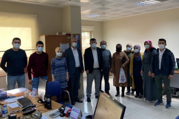 Bursa Orhaneli Ak Parti yönetiminden sağlık çalışanlarına yeni yıl ziyareti
