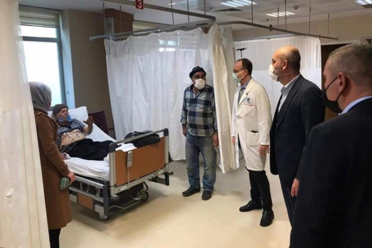 Bursa İznik'te AK Parti heyetinden hastalara moral ziyareti