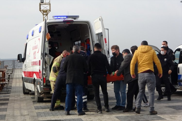 Bursa'da denize düşen kadın kurtarıldı