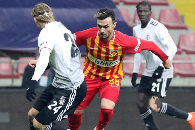 Kayserispor'da i&ccedil; saha kabusu s&uuml;r&uuml;yor