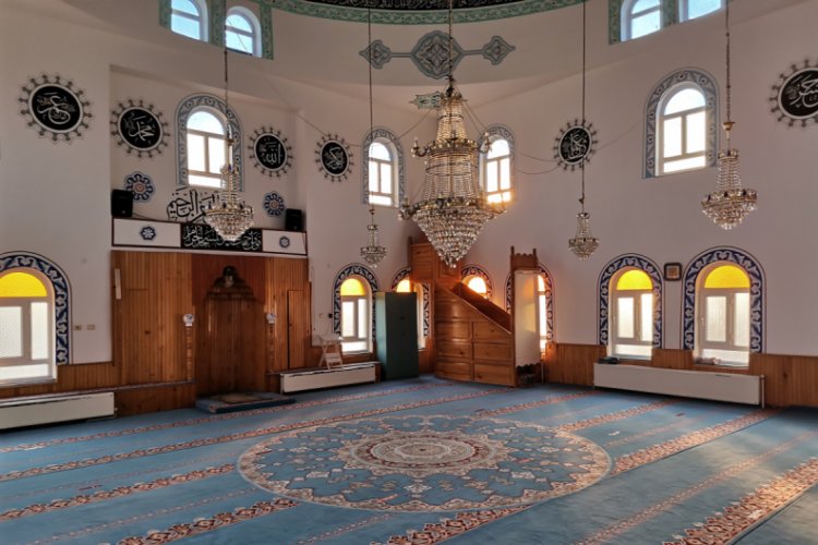 Aynı cami 3 kere soyulunca m&uuml;ft&uuml; isyan etti