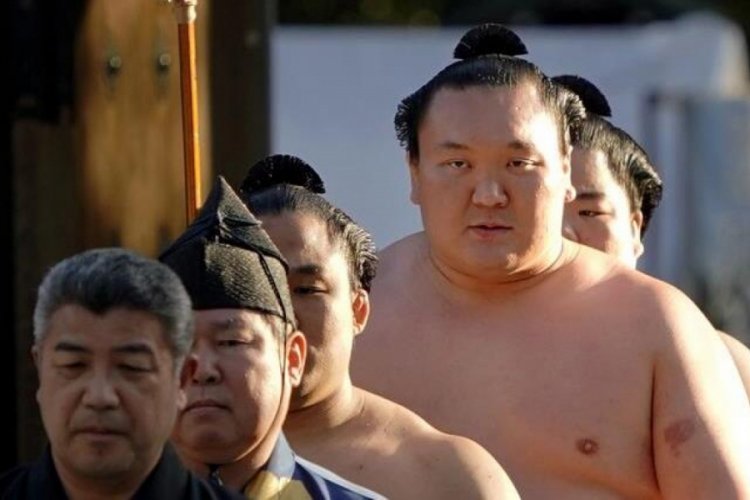 Japonya Sumo Başpehlivanı Hakuho Kovid-19'a yakalandı