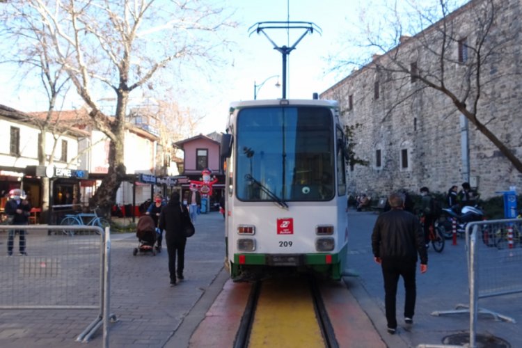 Bursa'da nostaljik tramvay tekrar çalışmaya başladı