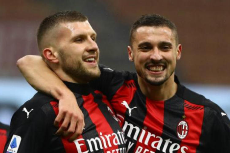 Milan'da 2 oyuncu pozitif