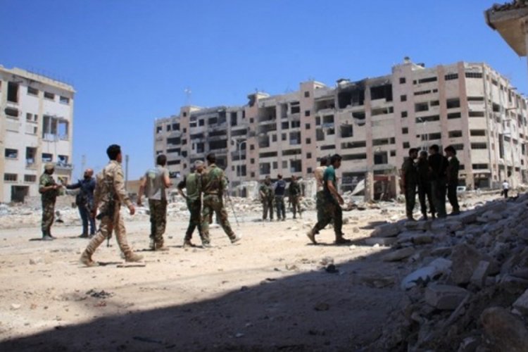 Ruslar devreye girdi: YPG'nin Esad kuşatması kalktı