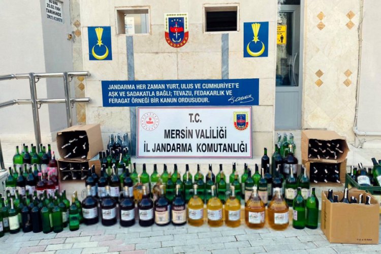 Mersin'de 232 litre satışa hazır sahte içki ele geçirildi