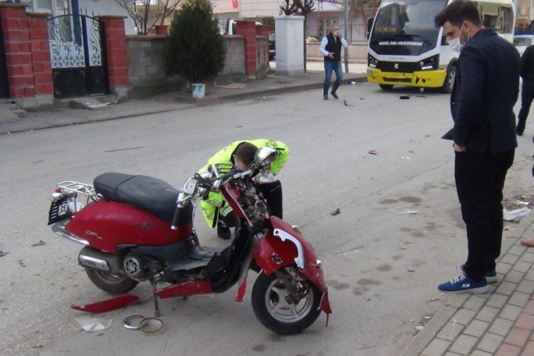 Bursa'da arkadaşıyla yarış yaparken kaza yaptı