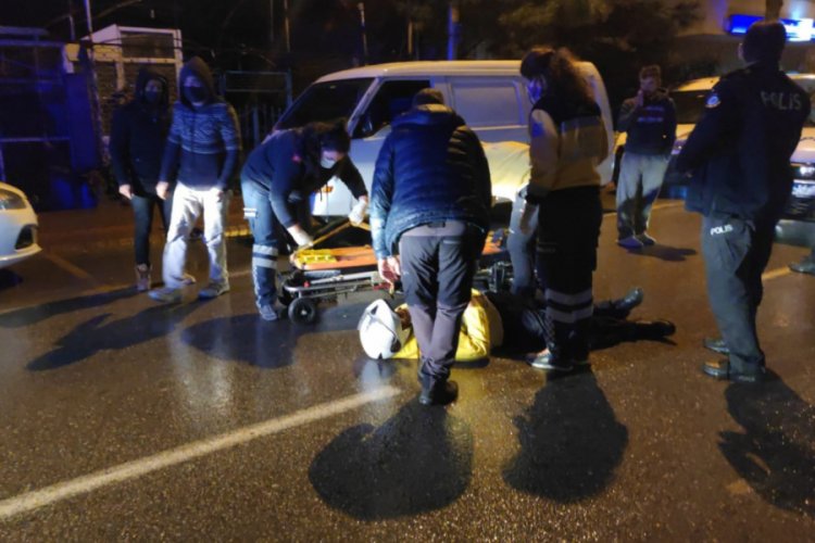 Bursa'da meydana gelen kazada kurye yaralandı