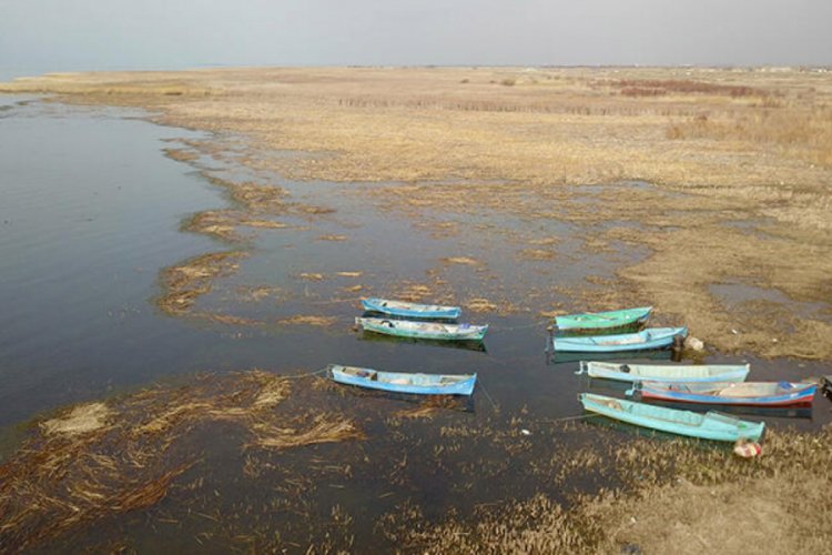 Beyşehir Gölü'nde kuraklık tehlikesi